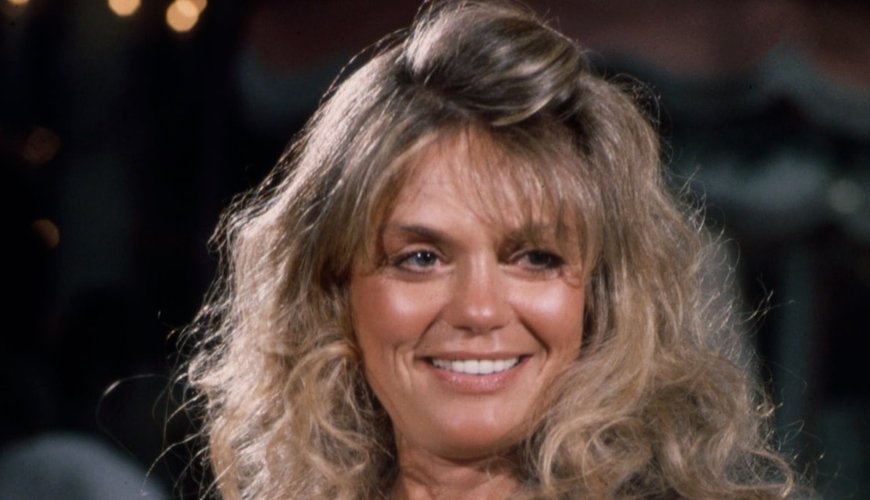 ’70s Hollywood Icon Dyan Cannon Stuns in Rare LA Sighting - Looking Unrecognizable!
