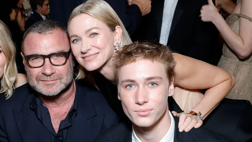 Naomi Watts and Liev Schreiber with Son