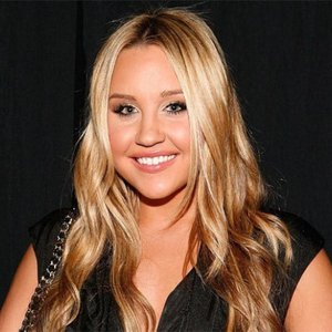 Amanda Bynes Unveils Dramatic 30-Pound Transformation in LA Day Out with Beau