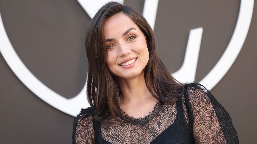 Ana de Armas Navigates New Beginnings After Tom Cruise Split: 'A Year of Unexpected Turns'