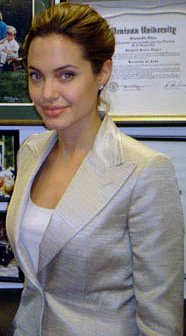 Angelina jolie