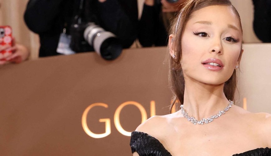 Ariana Grande Teases Fans with Upcoming Single from New Album