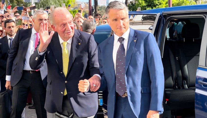 Cultural Clash: King Juan Carlos' Controversial Award Stirs Up a Storm in France and Spain