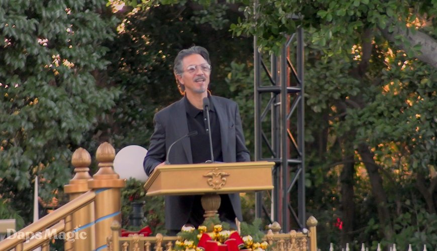 Hollywood Star Benjamin Bratt Takes Center Stage at Disneyland's Candlelight Processional