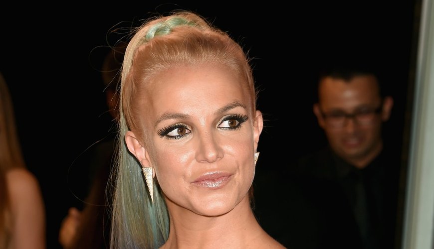 Britney Spears Leans on Hollywood Friends Post-DUI Drama