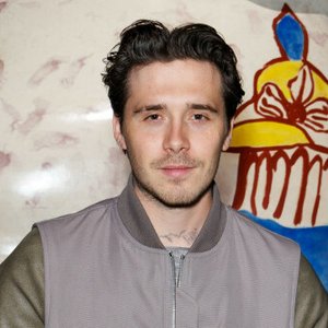 Brooklyn Beckham's Family Drama: Accusations, Estrangement, and Hollywood Glam