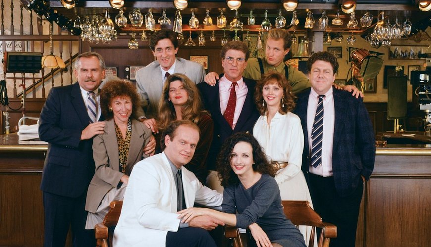 Bebe Neuwirth Stuns at Dance Hall of Fame Ceremony with Timeless Elegance