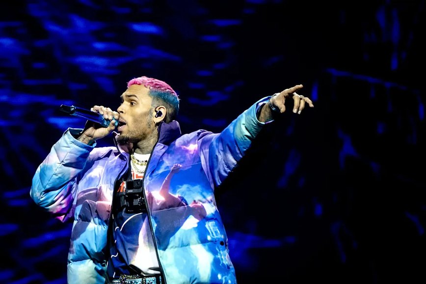 Chris Brown Gets Steamy with Travis Kelce’s Ex Kayla Nicole at LA Concert
