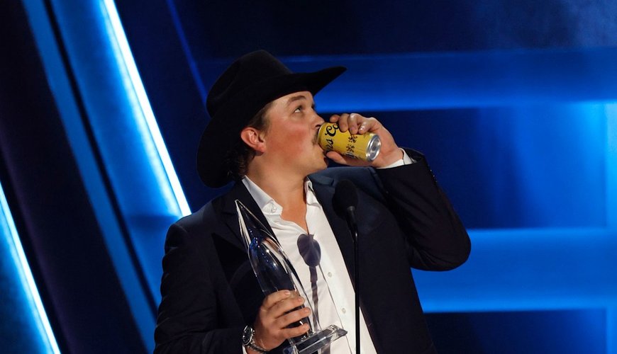 CMA Awards 2025: Glitz, Glam, and Groundbreaking Wins Under the Nashville Stars