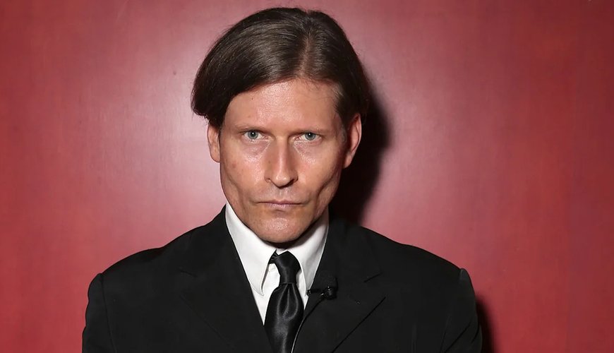 Crispin Glover's Hollywood Drama: Denies Allegations of Assault and Control