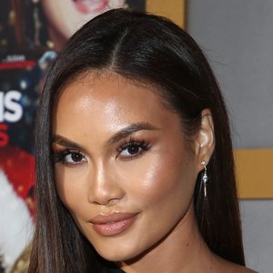 Daphne Joy Faces Scandal with a Sizzle on Social Media