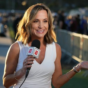 Dianna Russini Bids Farewell Amid Photo Scandal with Patriots’ Mike Vrabel