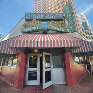 A Fresh Start: Original Pantry Cafe Revives Downtown L.A. with a Mission