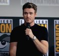 Richard Madden's Voice Hits a High Note in Global Study of Sexiest Celebrity Voices