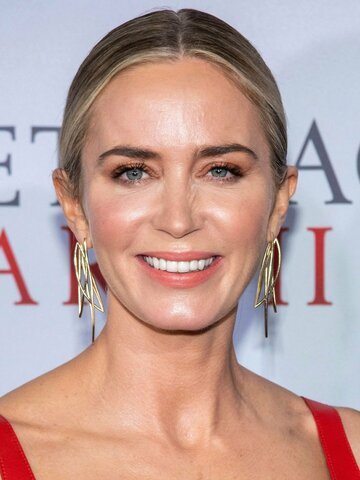 Emily Blunt's $80M Hollywood Journey: From Stuttering Child to Screen Powerhouse