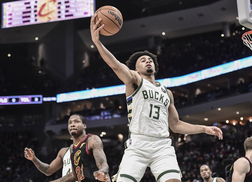 Ex-NBA Star Ed Davis Caught in the Crossfire of Sports Betting Drama