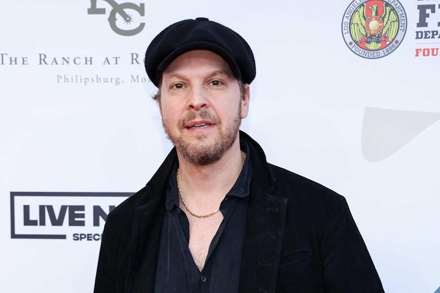 Gavin DeGraw's Year-Round Christmas Vibes and Macy's Parade Plans