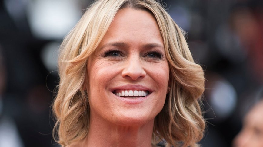 Robin Wright Ditching the US 'S**tshow' for a Chill UK Life