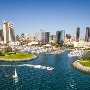 Coastal Dreams vs. Heartland Living: What It Takes to Call LA or Cleveland Home by 2026