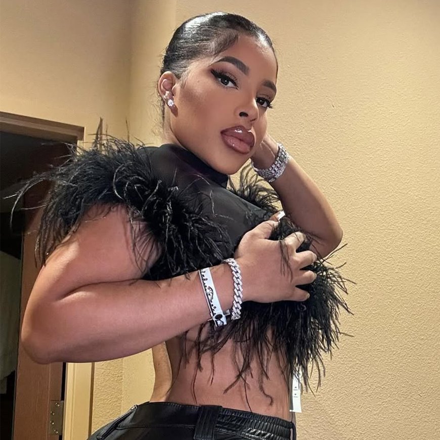 Influencer Ariela "La Langosta"