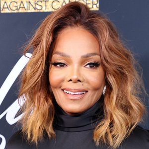 Janet Jackson Slays the Red Carpet at Dancers Against Cancer Gala in Beverly Hills