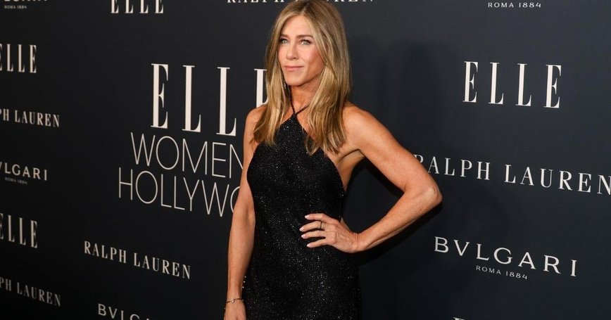 Jennifer Aniston's Daring Fashion Moment at the ELLE Women in Hollywood