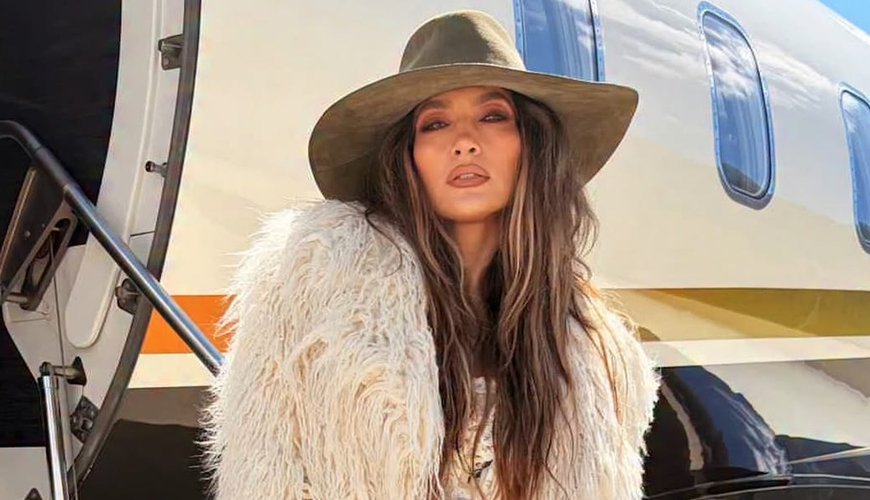 Jennifer Lopez Takes Coachella by Storm with Her Signature Boho-Chic Twist