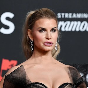 Jessica Simpson Sizzles in a Vibrant Floral Swimsuit, Serving Up Some Serious 'Summertime Vibes'