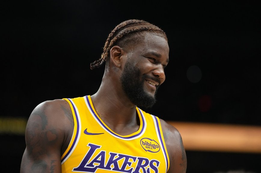 JJ Redick's Hopeful Update on Deandre Ayton Sparks Buzz Before Lakers' Epic Duel