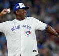 Joe Carter Soaks Up Toronto Love 32 Years After Epic Blue Jays Homer