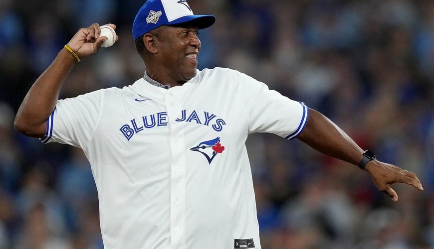 Joe Carter Soaks Up Toronto Love 32 Years After Epic Blue Jays Homer