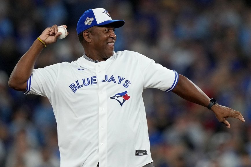 Joe Carter Soaks Up Toronto Love 32 Years After Epic Blue Jays Homer