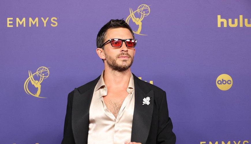 Jonathan Bailey's Electrifying Win: A Sexiest Man Alive Milestone