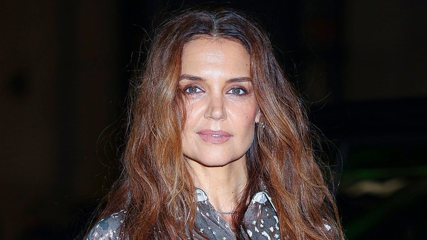 Katie Holmes Tears Up the Dance Floor at NYC Hotspot – LA Vibes in the Big Apple!