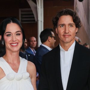 Justin Trudeau Joins Katy Perry's Dance Crew in Hilarious New Video