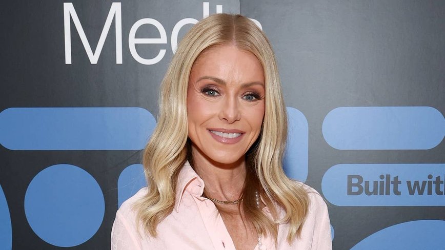 Kelly Ripa's Sole-Searching Revelation: Is She Destined for a Different Path?