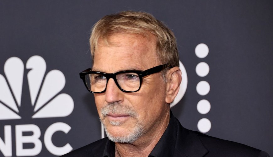 Kevin Costner and Morgan Freeman Reunite on the Red Carpet for 'The Gray House'