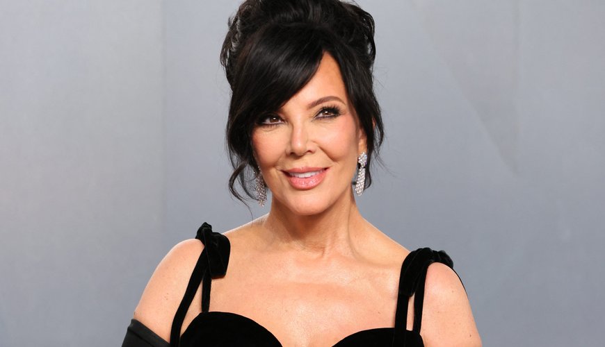 Kris Jenner Claps Back at Facelift Gossip: 'I'm Obsessed with My Surgeon'