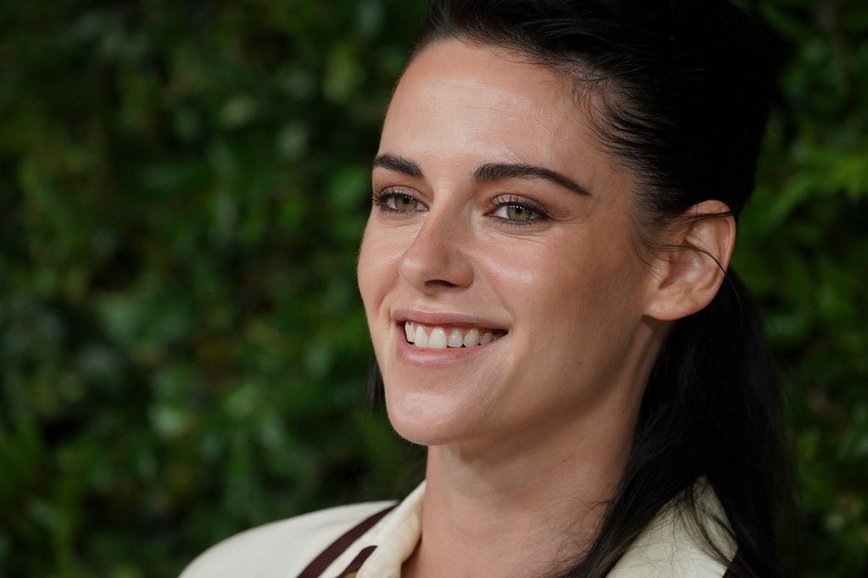 Kristen Stewart's Passionate Call for Change at Hollywood Women's Luncheon