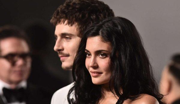 Kylie Jenner's Massive Mansion Sale: A New Chapter Unfolds in SoCal