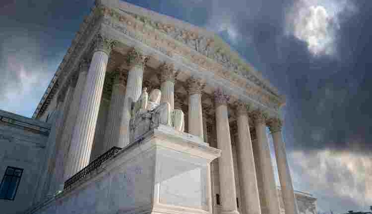 L.A.'s Legal Bigwig Rings Alarm at Bench-Bar Bash