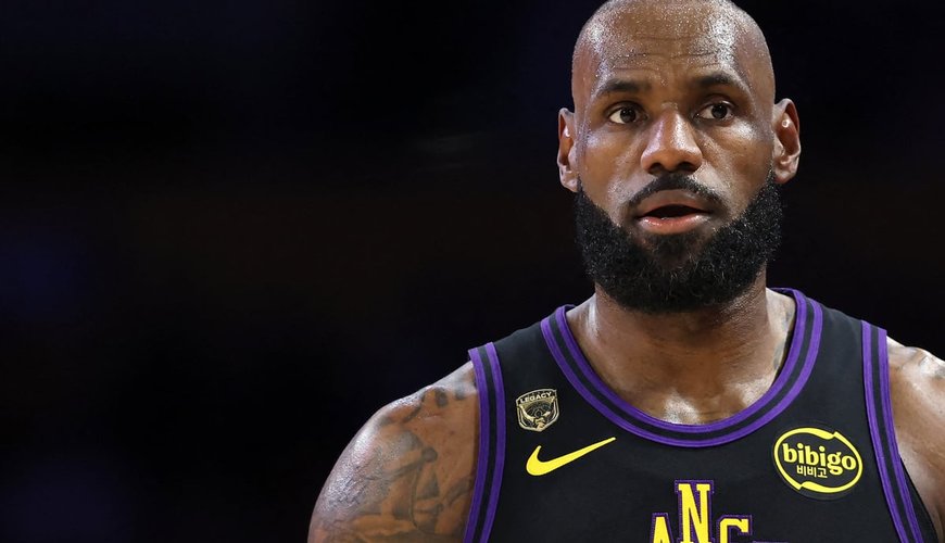 LeBron James Drops the Mic on His Lakers Future
