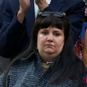 Lena Dunham's Love Story: How Her Husband Didn't Recognize Her Fame