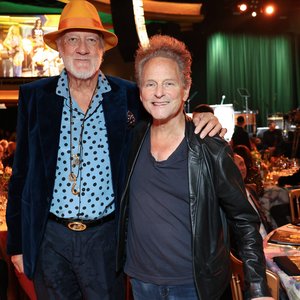 Drama Unfolds in SoCal: Lindsey Buckingham's Alleged Stalker Arrested on Felony Charges