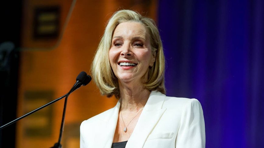 Lisa Kudrow's Timeless Look: Then and Now Celebration