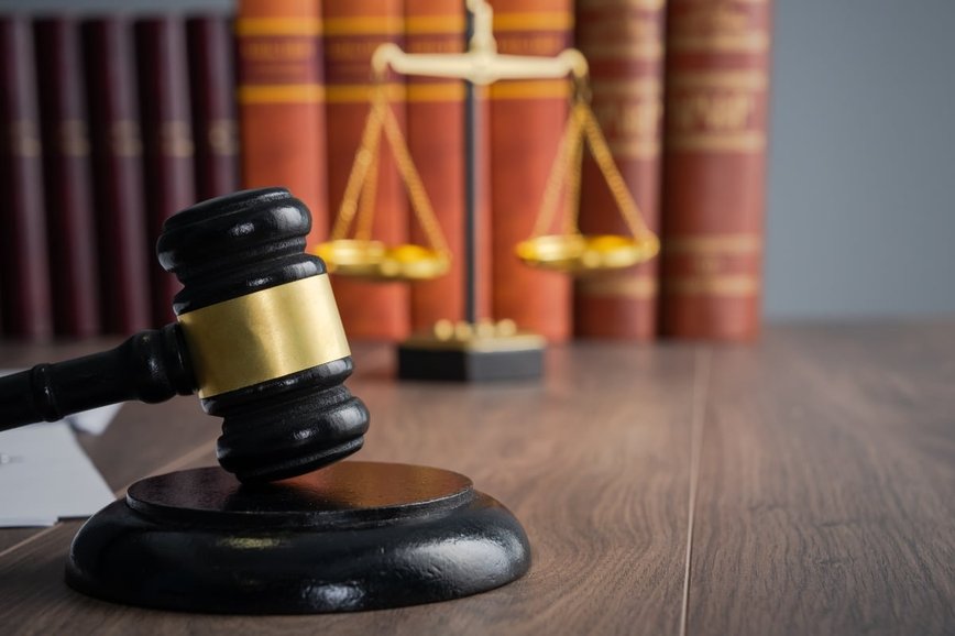 Attorney's Gamble Lands Him Behind Bars: $300K Client Theft in LA