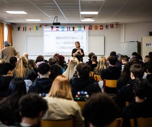LA Unified Schools Dodge a Strike, Keep Doors Open to 400,000 Students