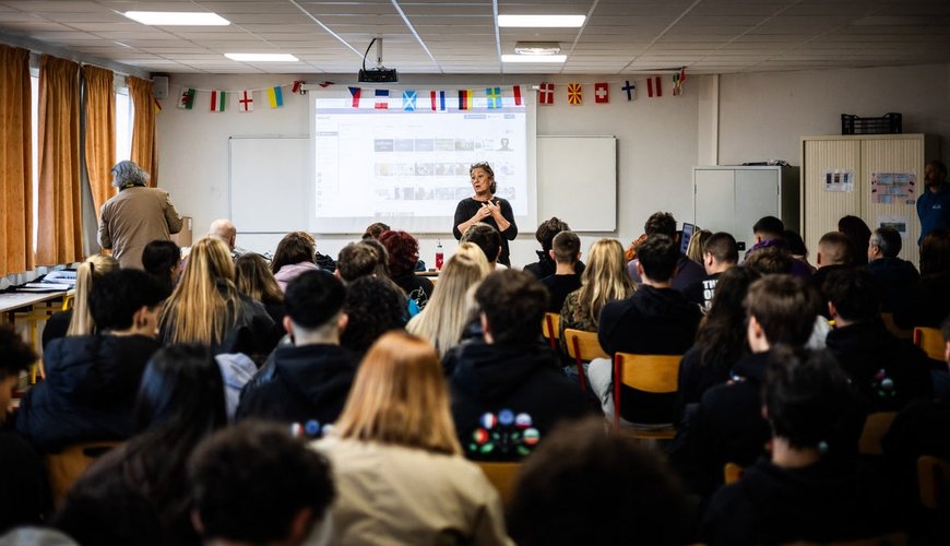 LA Unified Schools Dodge a Strike, Keep Doors Open to 400,000 Students