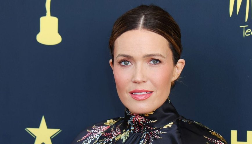 Mandy Moore's Triumphant Return: From 'Toxic Mom Group' Drama to This Is Us Reunion