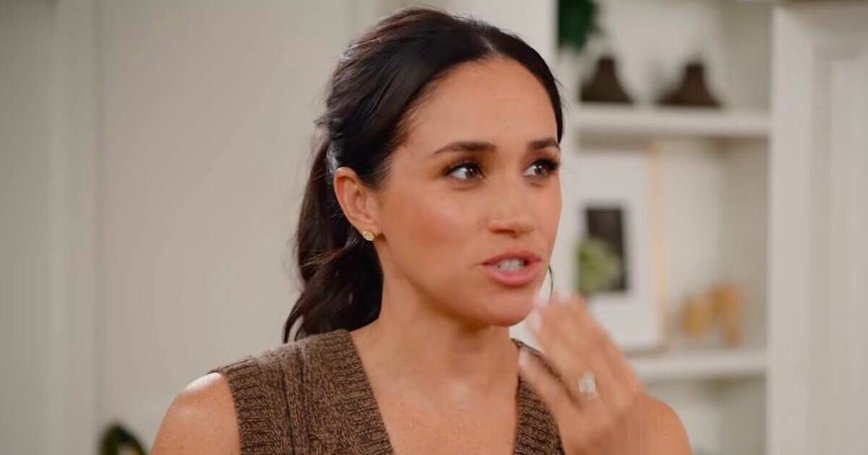 Meghan Markle's 'Villain of the Year' Debacle: How LA's Holiday Windows Stirred Up a Royal Frenzy
